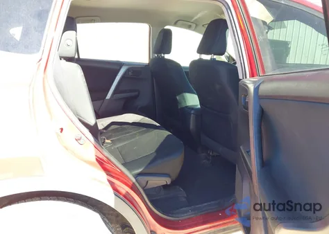 2016 Toyota Rav4 Le z USA, uszkodzony, nr VIN 2T3BFREV0GW422341